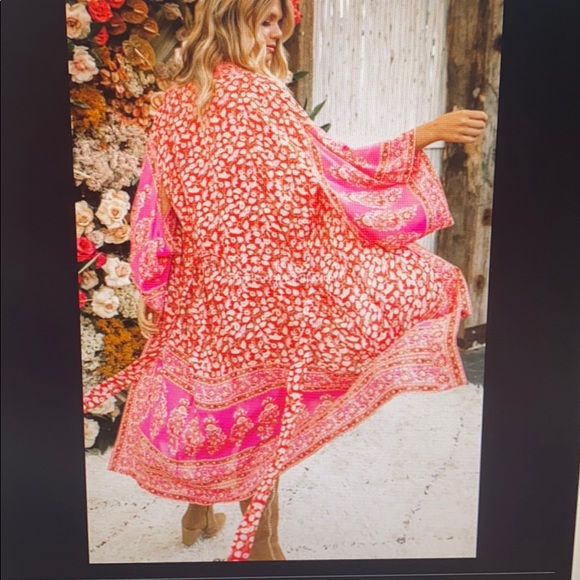 spell & the gypsy kimono - Picture 3 of 3